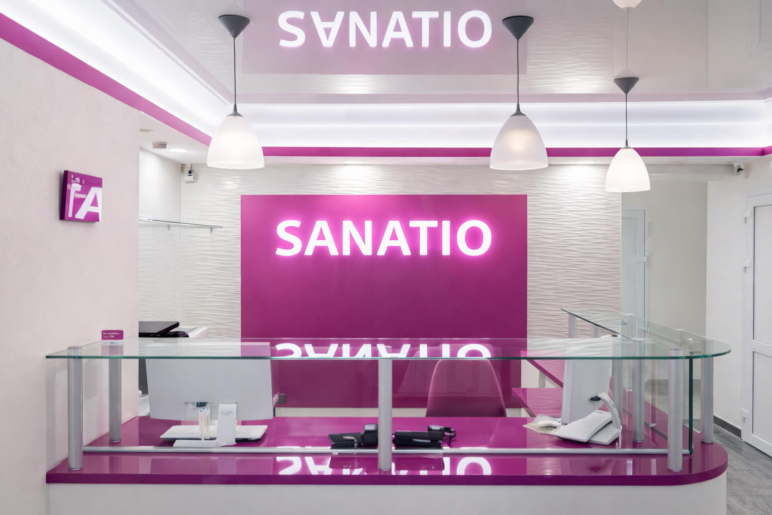 Персонал клініки SANATIO